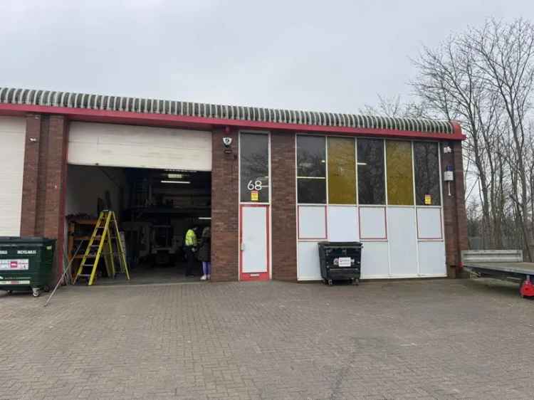 Light Industrial Warehouse Unit To Let