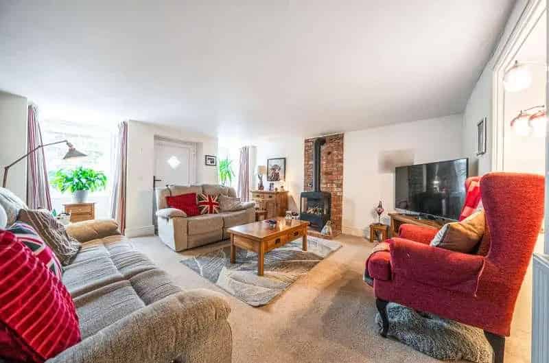 3 Bed Period House for Sale in Watchfield