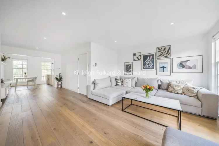 House For Sale in London, England