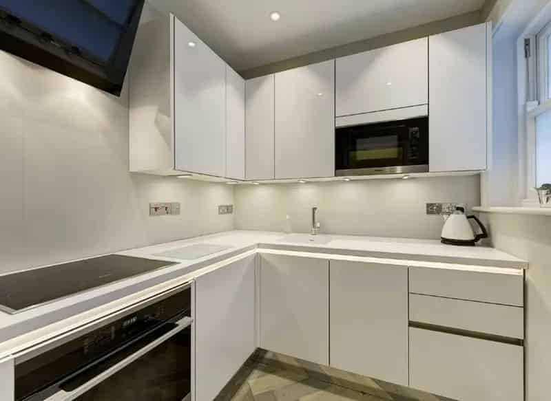 One Bedroom Apartment with Private Garden and Long Lease