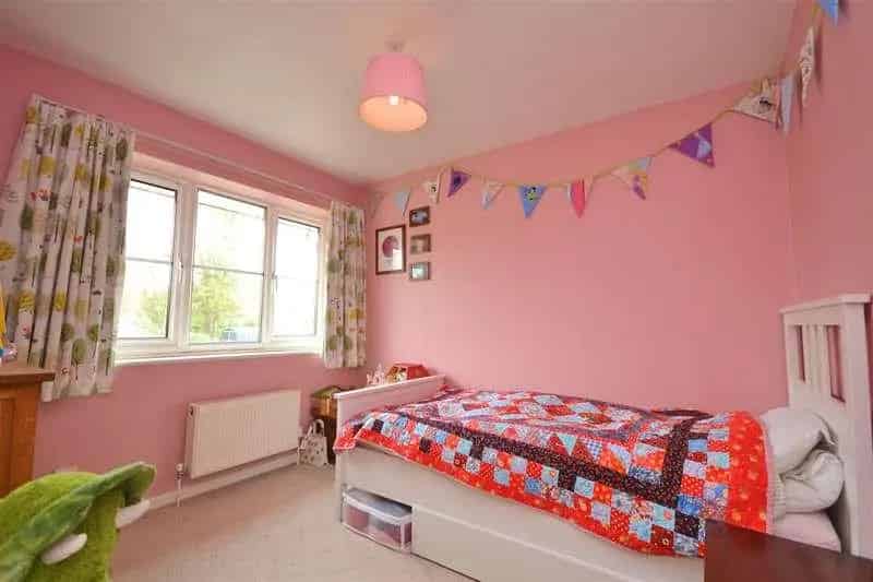 3 Bed House for Sale in Stratton Dorset