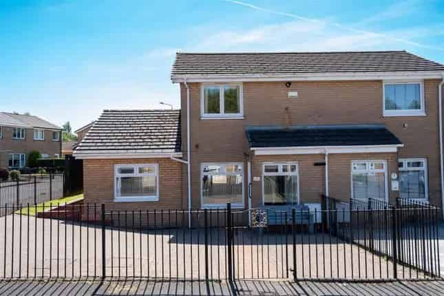 Four Bedroom Semi Detached House for Sale in Tollcross Glasgow