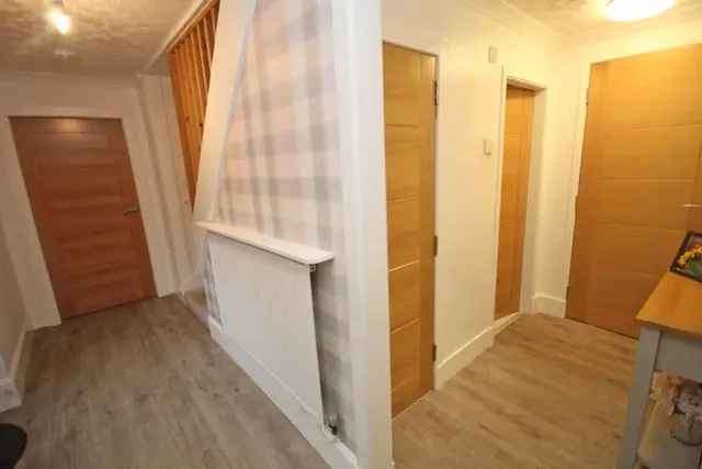 3 bedroom end-terraced house for sale