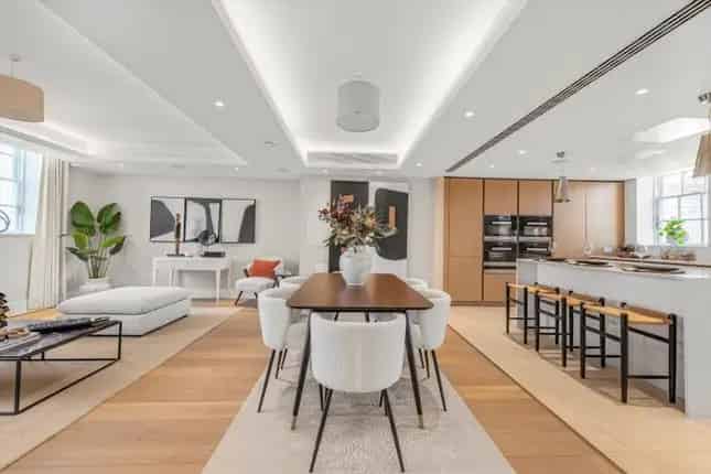 Luxury 3-Bed Apartment in Richmond's Star & Garter House