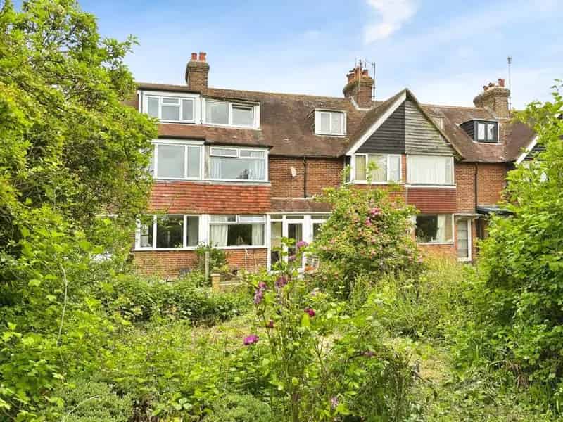 3 Bedroom Mid Terrace House for Sale East Sussex TN31