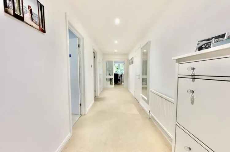 3 Bedroom Apartment for Sale in West Cliff