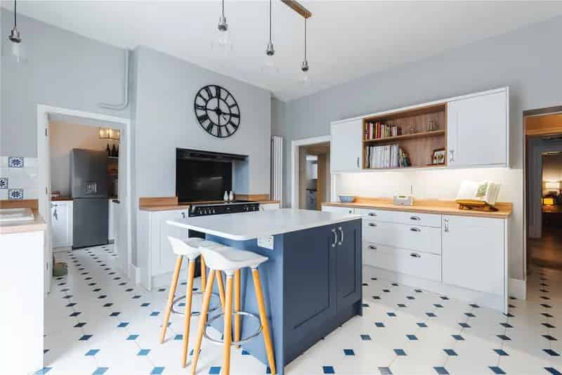 4 Bedroom Detached House for Sale Dylife Llanbrynmair