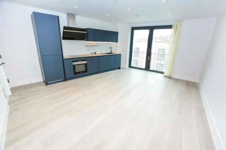 1 Bedroom Flat Zero Deposit Available Modern Open Plan