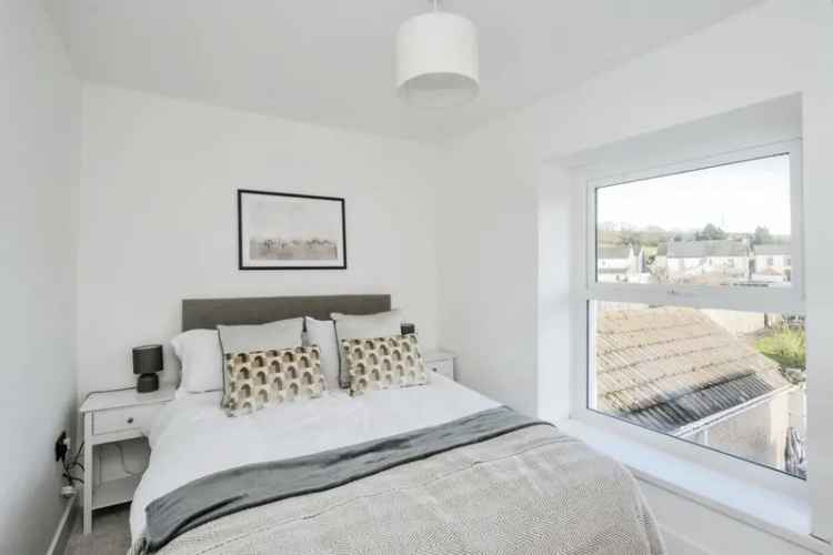 3 Bedroom Terraced House - Newly Renovated