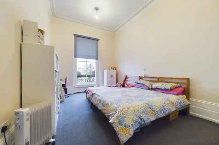 2 Bedroom Flat for Sale near Dover Seafront