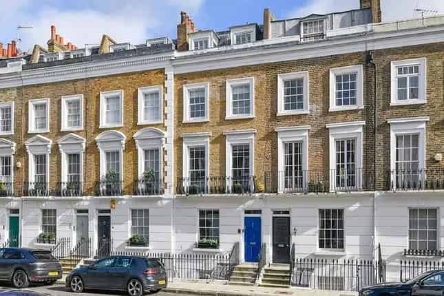 Four Bedroom Family House for Sale in London SW3