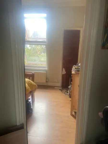 Flat For Rent in London, England