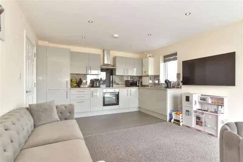 2 Bed Flat for Sale Modern Spacious Balcony Allocated Parking