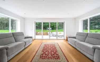 Luxury 5-Bedroom Home with Games Room and Large Garden in Tiverton