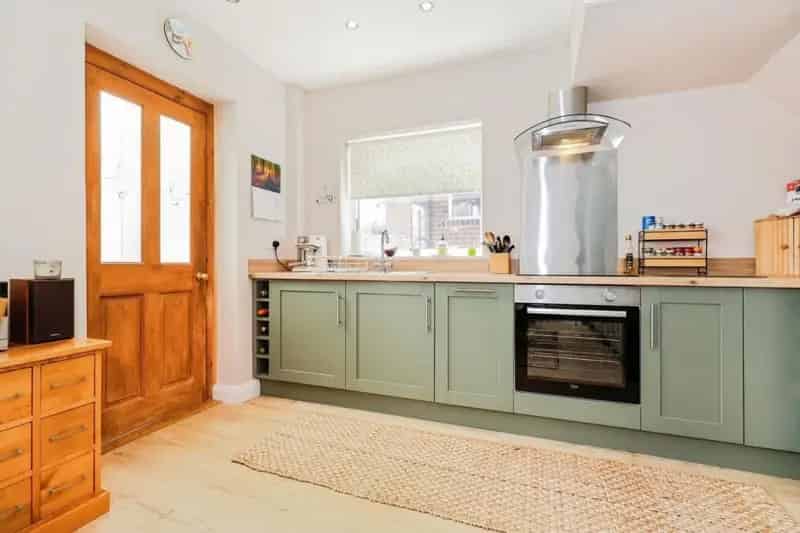 3 Bed Semi-Detached House for Sale in Harrogate