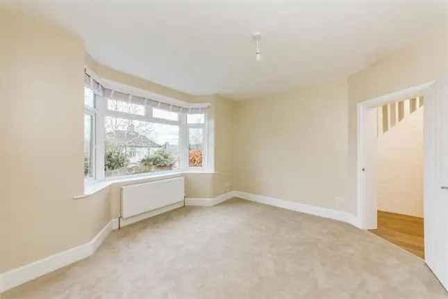 Three-Bedroom Semi-Detached House for Sale in Westbury-on-Trym