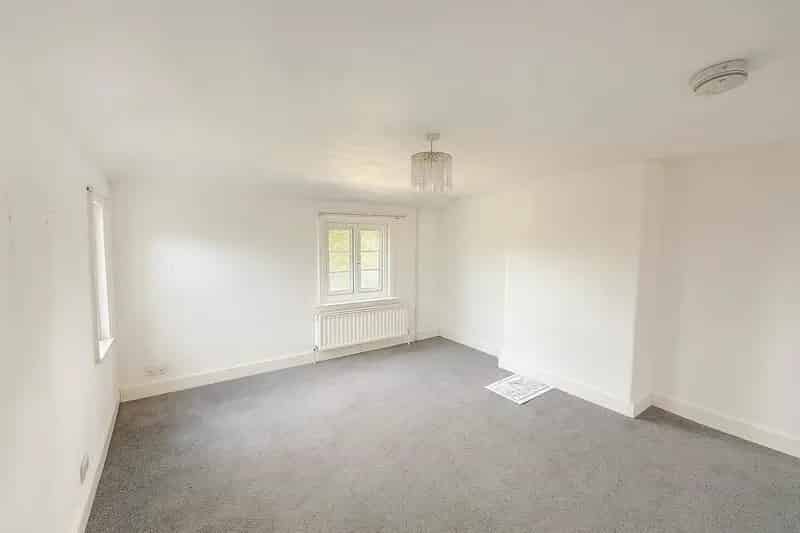 2 bedroom House
Let Agreed