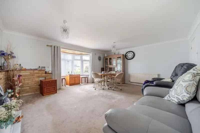 3 bed house for sale