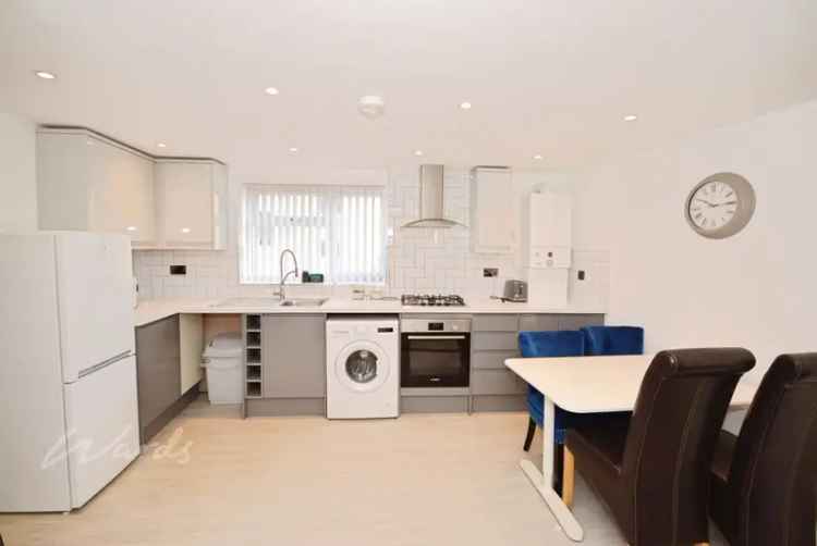 1 Bedroom Apartment to Rent - Modern Open Plan Living