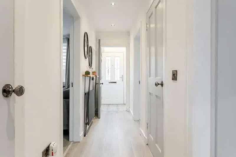 2 Bed Flat for Sale in Parkhead Edinburgh