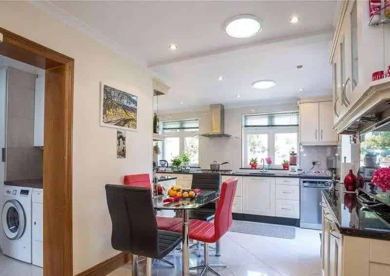 4 Bed House for Sale Near Mill Hill Broadway