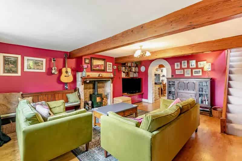 17th Century 4 Bedroom Cottage with Stunning Rural Views
