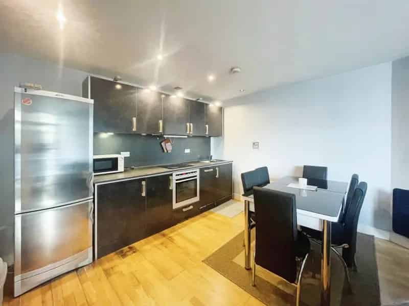 2 Bedroom City Centre Apartment Altolusso Building