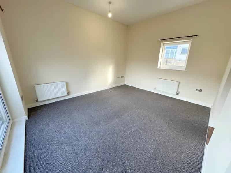 1 Bedroom Apartment West Thamesmead Freshly Decorated Parking Available Now