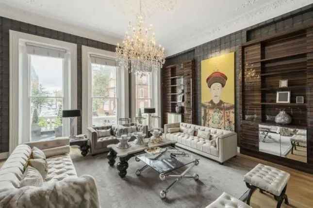 Six Bedroom House in Knightsbridge SW7