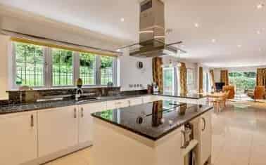 5 Bedroom Detached House Lyme Regis Family Home Near Beach