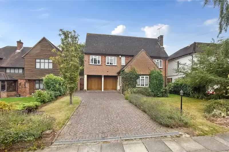 5 Bedroom Detached House Bexley