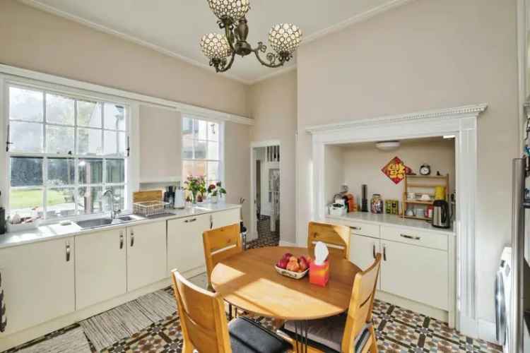 5 Bedroom Semi Detached House Edgbaston