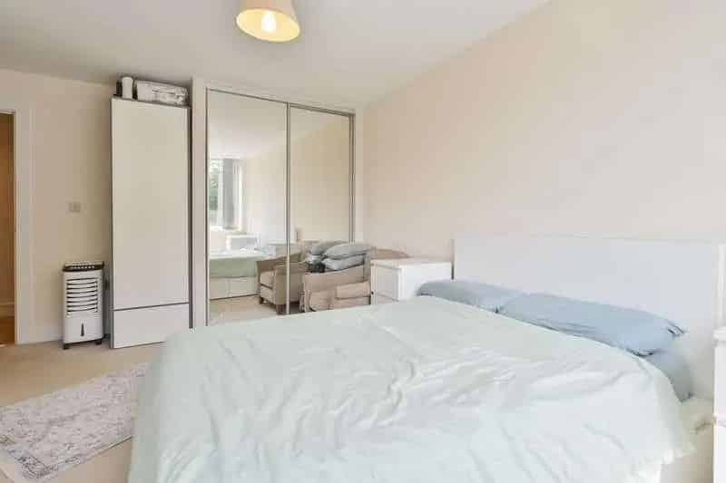 1 Bed Flat for Sale in Harrow Near Station