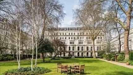 1 Bedroom Flat to Rent Kensington Garden Square