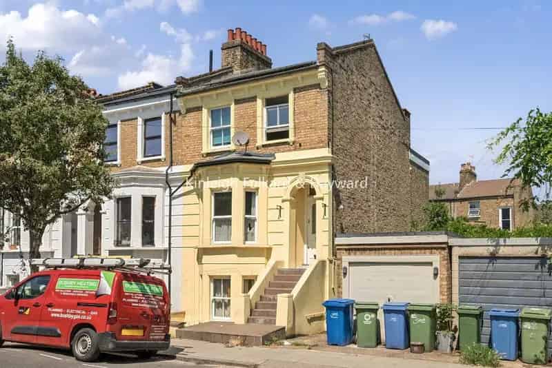 Four Bedroom House for Rent in Camberwell Near Denmark Hill Station