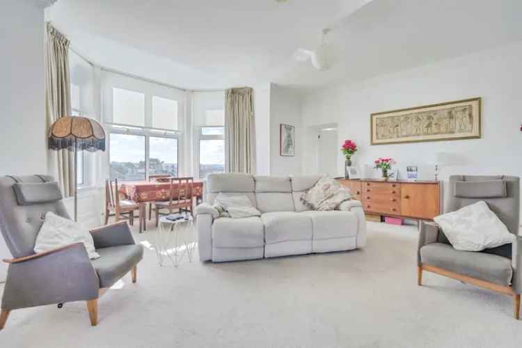 Luxury Apartment with Stunning Views and Private Parking