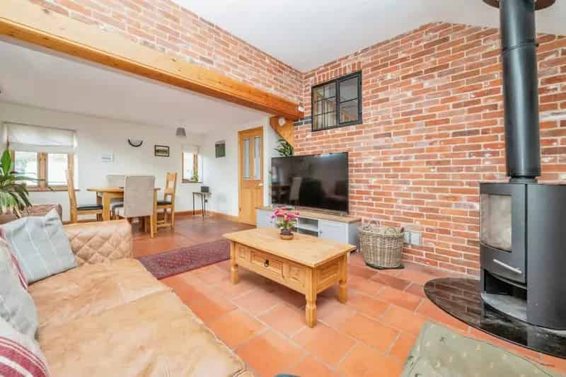 Charming Detached House Near Village Green Aldborough
