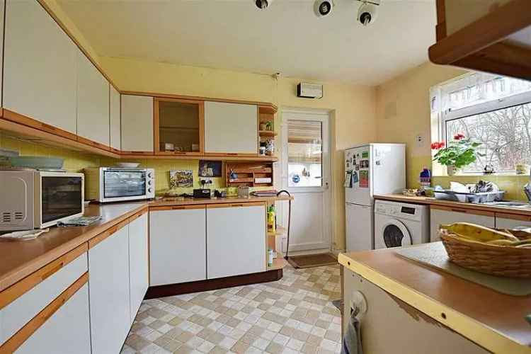 2 Bed Detached Bungalow For Sale