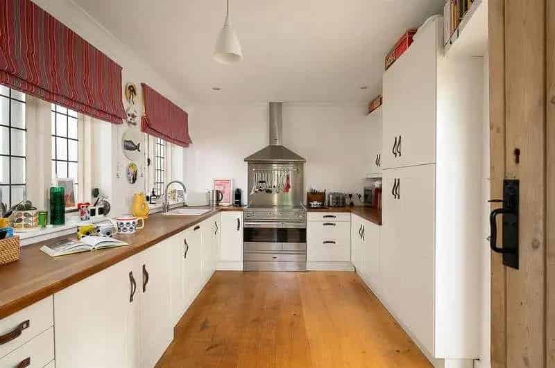 4 Bed Character Home for Sale near Checkendon