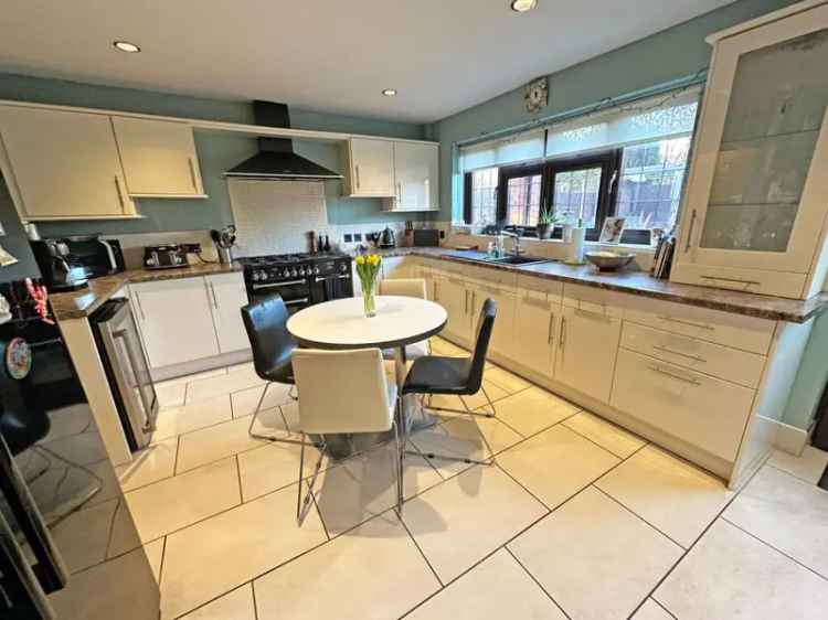 4 Bedroom Detached House for Sale Hollywood Grange