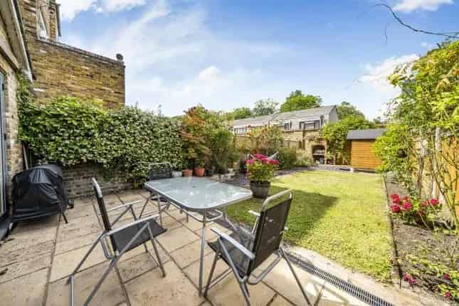 Victorian House for Sale in Arlington Gardens Chiswick W4