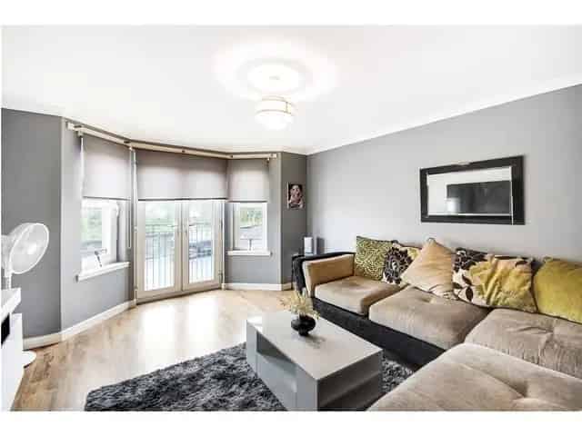 2 Bedroom Ground Floor Flat for Sale Coatbridge