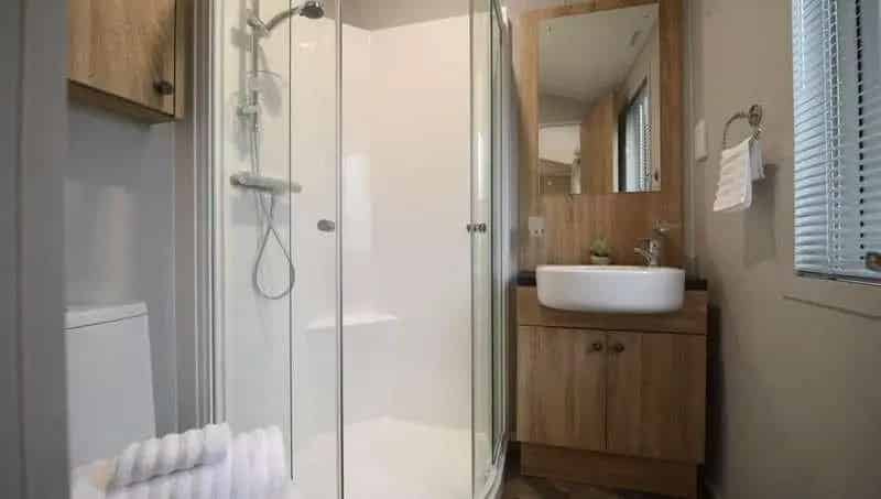 2 Bed Willerby Pinehurst Lodge for Sale