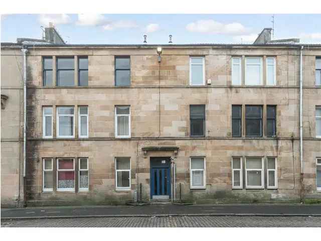 3 bedroom flat  for sale