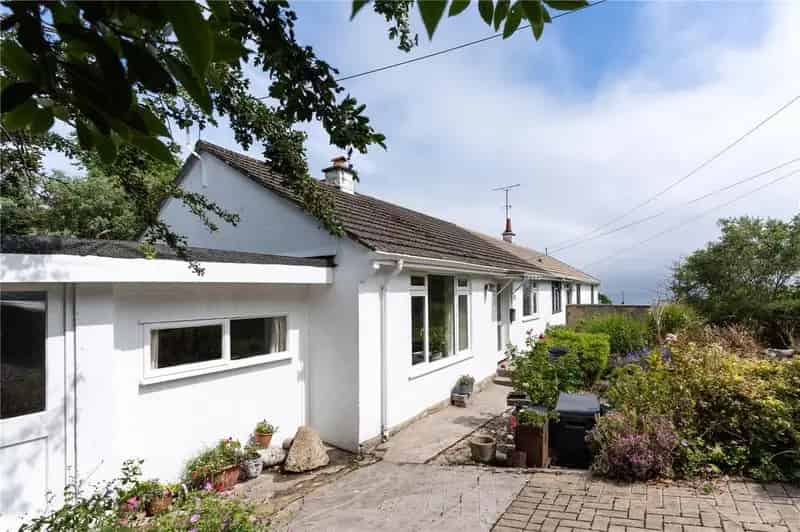 3 Bedroom Bungalow for Sale