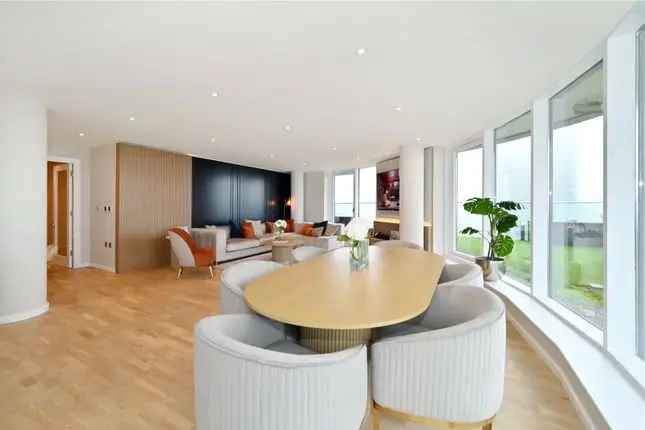 Flat for sale in Ability Place, 37 Millharbour, Canary Wharf, London E14