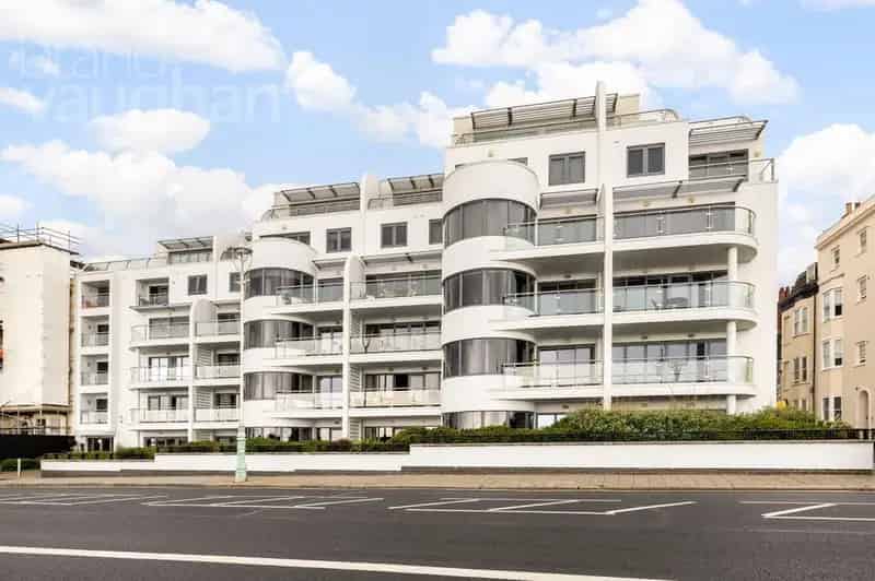 2 Bedroom Seafront Apartment for Sale in Brighton