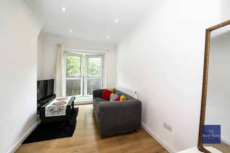 1 Bedroom Flat to Rent London SE11 China Walk Estate