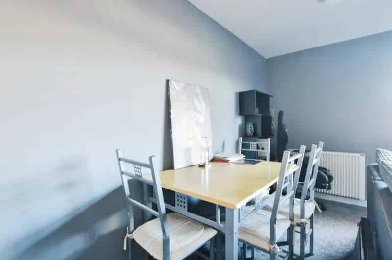 2 Bed Ground Floor Apartment with Garage and Parking Near Wimborne