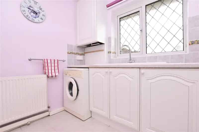 Flat For Sale , Leeds, England